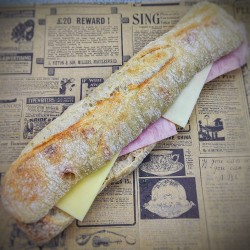 Sandwich Le Saint Germain ⭐ : jambon blanc, emmental, beurre