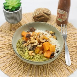Curry aux Lentilles, carottes, noix de cajou, riz aux amandes, raisins
