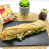 Sandwich Le Tartarin* : Pain baguette, poulet sauce tartare, parmesan, tomate, salade