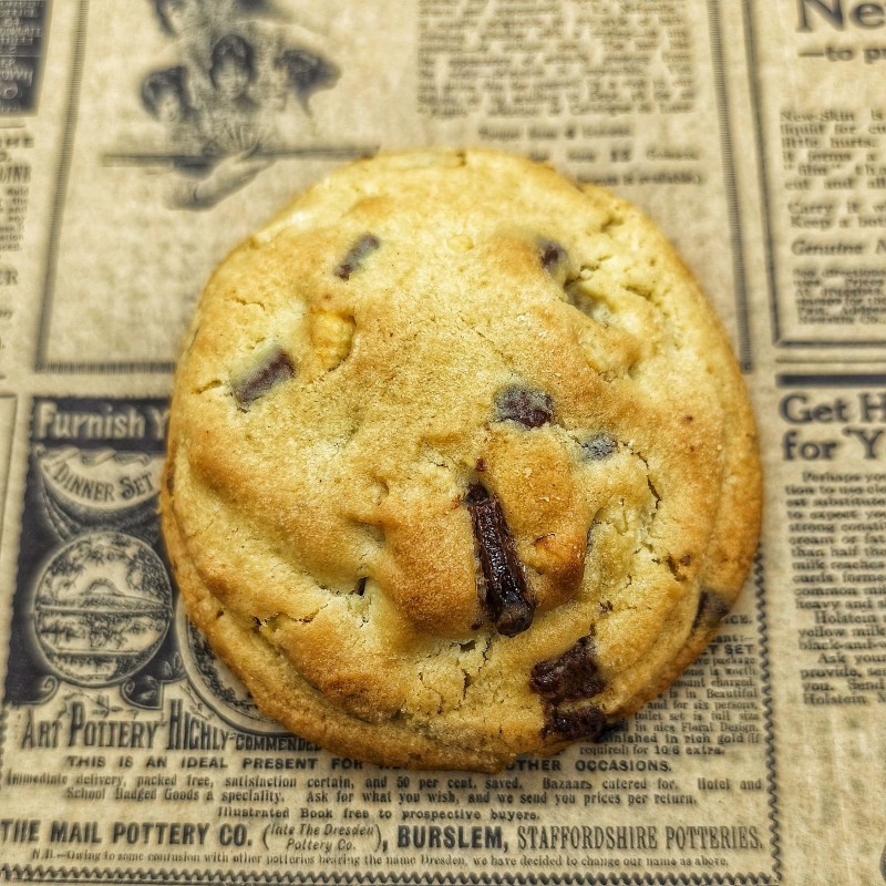 Cookie façon New-yorkais au chocolat au lait et noisettes