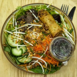 Véritable Bo Bun de boeuf et vermicelles de riz*