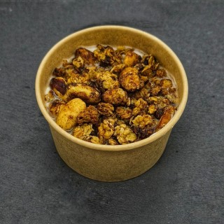 Granola, fromage blanc, chocolat et miel