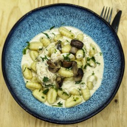 VG : Gnocchis à la sauce forestière truffée*
