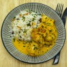 Poulet tandoori au lait de coco, riz, noix de cajou et raisins secs