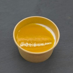 Panna Cotta Maison au lait de coco, coulis de mangue