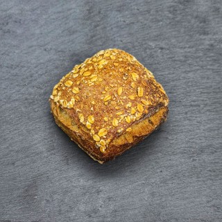 *Petit pain aux céréales*