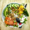Poke bowl truite fumée