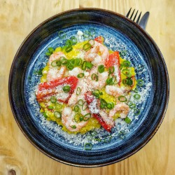 Risotto à la milanaise* crevettes grillées, poivrons confits**